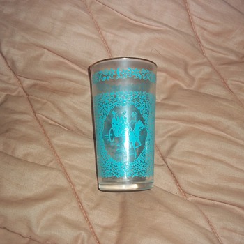 Glass with 3 different scenes in blue - Glassware