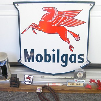 Mobil collectibles - Petroliana