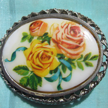Transfere & hand painted Brooch - Fine Jewelry