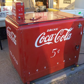 1940 Coke round-about nickel machine