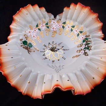 High Quaility 1800s, Early 1900s Cased Glass Bridal Bowl  - Art Glass