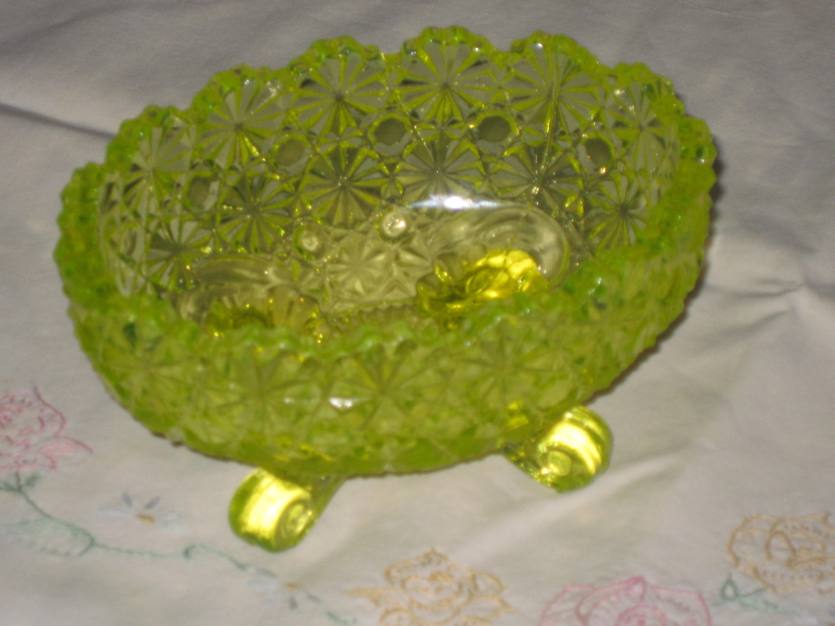 Daisy and Button Pattern Dish/Vaseline Glass by Anchor Hocking Collectors Weekly
