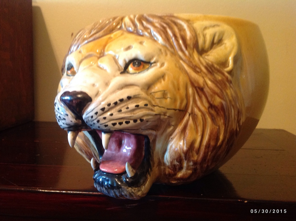Lion head flower pot Collectors Weekly