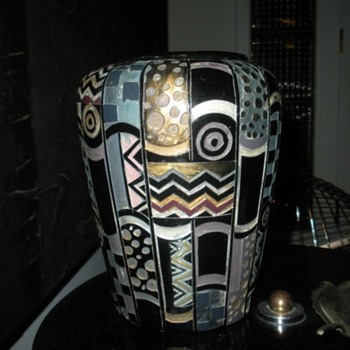    Newly found vase - Art Glass