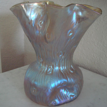 Loetz (?) Vase