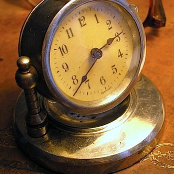 Small vintage Clock - Any Ideas? - Clocks