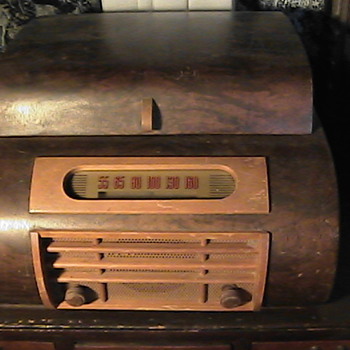 Electromatic 512 Turntable 1946 Bentwood Cabinet