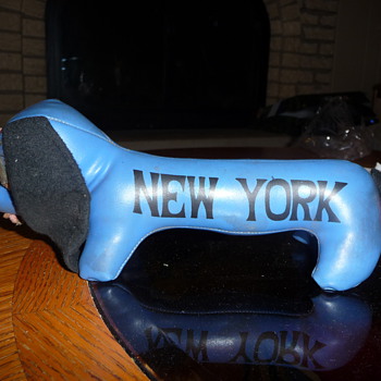 What is this?  1930's American Airlines Weiner NEW YORK Blue Dog