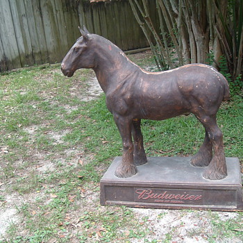 38" tall budweiser clydesdale horse