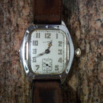 Illinois "Viking" - Wristwatches