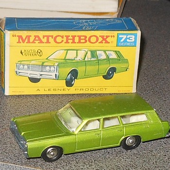 Matchboc 1968 Mercury Commuter Station Wagaon - Model Cars