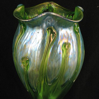Loetz Creta Mit Behangen Vase, Circa 1900 - Art Glass