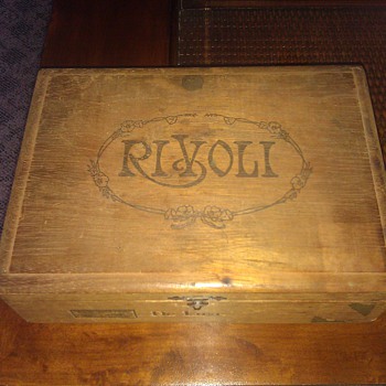 Wooden Rivoli Cigar Box - Tobacciana