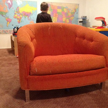 Love this orange chair