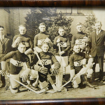 VINTAGE 1900's Rochester New York Hockey Photo - Photographs