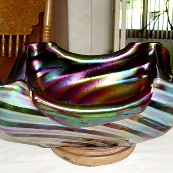 Genuine Loetz Bowl Guaranteed (NOT !)