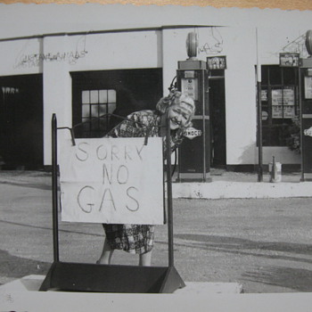Photo's Dated 1943