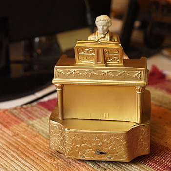 1932 J. B. Hirsch Beethoven Music box, J Rhul - Music