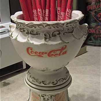 1960s Ceramic pencil holder 
