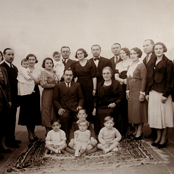 1934 Family reunion for a wedding - Photographs