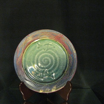 MICHAEL KENNEDY  CERAMICS   IRELAND - PLATES  - Art Pottery