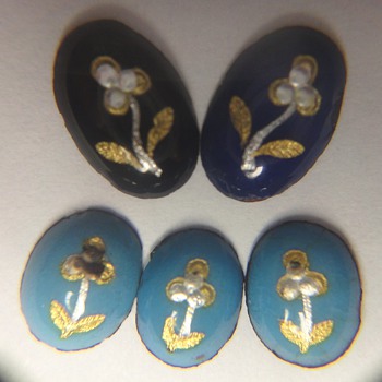 Puzzle, five tiny plaques, from where, what material??