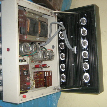 AMPLIFIER 12 TRANSISTORES IN HARD METAL FRAME,WORKING,AS 200