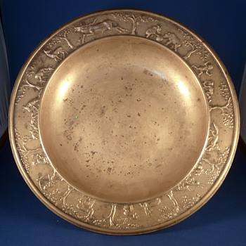 A WIENER WERKSTATTE bronze plate. - Art Deco