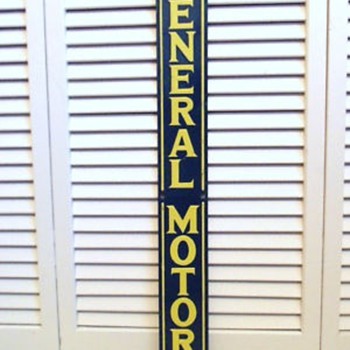 VINTAGE 60s GENERAL MOTORS ENAMELED SIGN