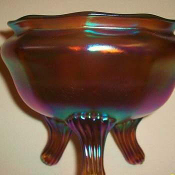 Quezal Footed Bowl c. 1910 - Art Glass