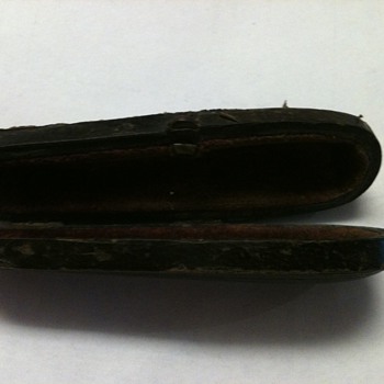 cigarette holder case - Tobacciana