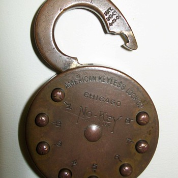 odd padlock