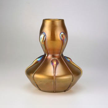 Loetz Unknown Phänomen Genre Art Glass Vase- Signed Loetz Austria - Art Glass