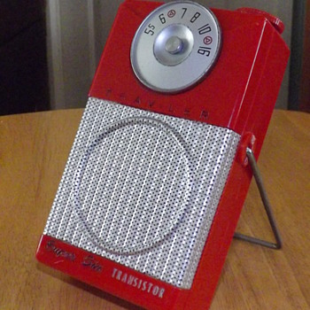 TRAV-LER TRANSISTOR RADIO 1955 - Radios
