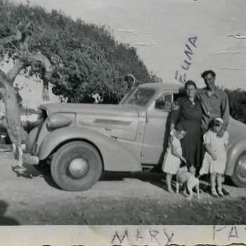 Old Car belonged to family member . Year 1940 ? What is it ??