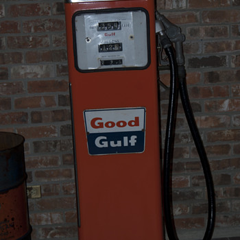 1960 Gulf Gas Pump