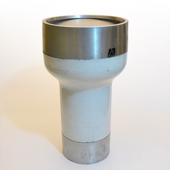 Floor ashtray, Antoni Bonamusa (Ciervo Industrial, 1966) - Tobacciana