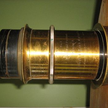 Baush and Lomb lens (No.3 Universal Portrait series A.