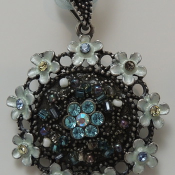 Pendent - Hoping Someone Could Recognize