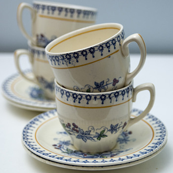 Set of Four Cups & Saucers by Wood & Sons Ltd c.1930's - Art Deco