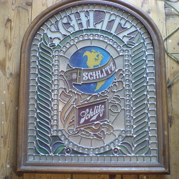 1977 Schlitz "Stained Glass" Lighted Sign - Breweriana