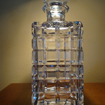 TIFFANY &CO.   CRYSTAL  DECANTER  - Art Glass
