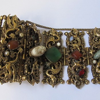 Any ideas as to designer, unmarked. - Costume Jewelry