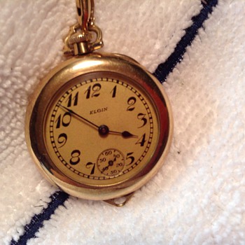 Elgin antique ladies gold pocket/wrist watch.  Runs.