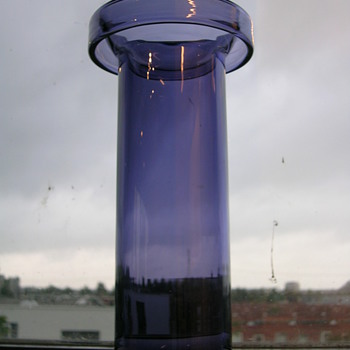 Nanny Still - Art Glass