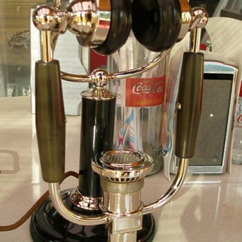 Magnavox Telephone 