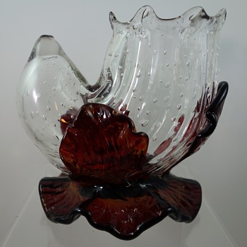 Loetz Controlled Bubble Shell vase with Kaiserrot applied leaves and base, ca. 1935 - Art Glass