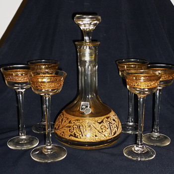 A VERY NICE MOSER ? DECANTER and stems. - Art Glass