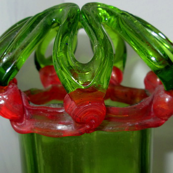 KRALIK TRELLIS VASE - Art Glass