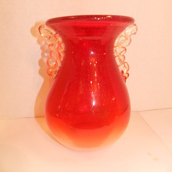 VINTAGE ITALIAN ART GLASS VASE, GOLD FLECK, CONTROLLED BUBBLE
